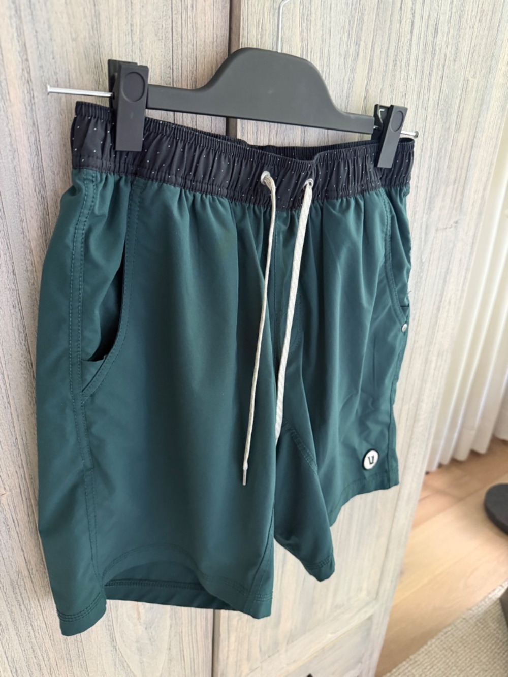 Vuori 7" Lined Shorts - Picture 3 of 5